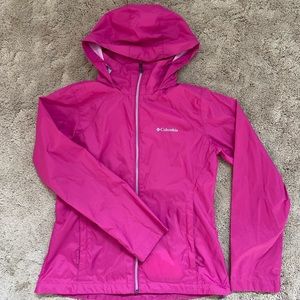 Womens M Columbia shell/rain coat